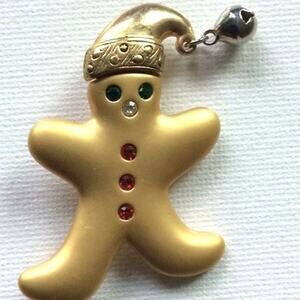 Christmas Holiday Pin